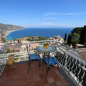 Wonderful View , Taormina Italien