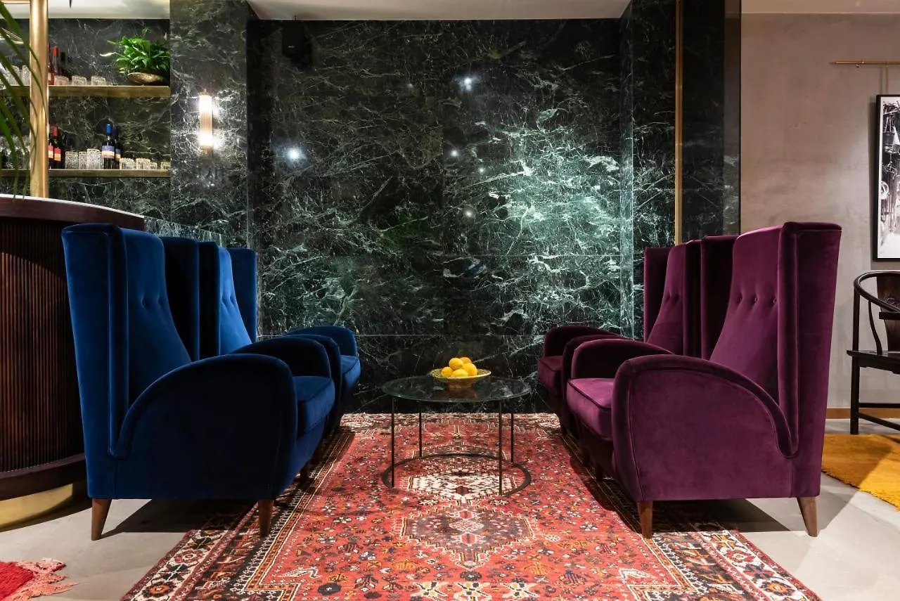 Hotel Vico Milano 2*, Milan