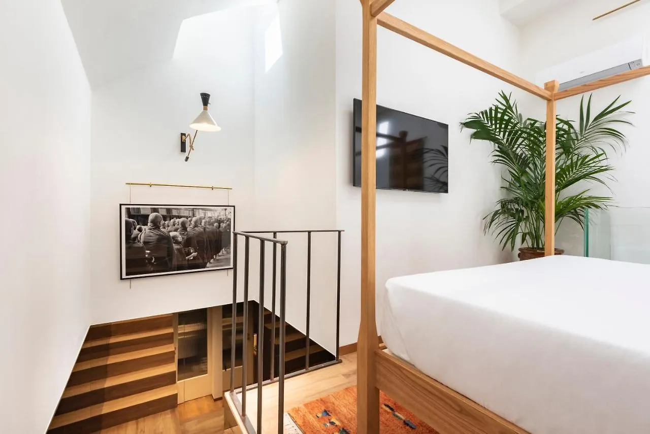 **  Hotel Vico Milano Italia